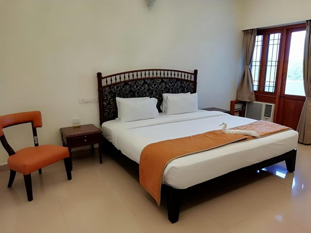 Hotel La Grace Integral Retreat Puducherry Zewnętrze zdjęcie