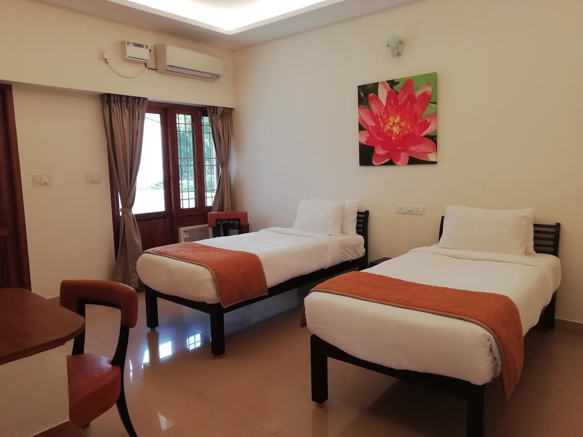 Hotel La Grace Integral Retreat Puducherry Zewnętrze zdjęcie