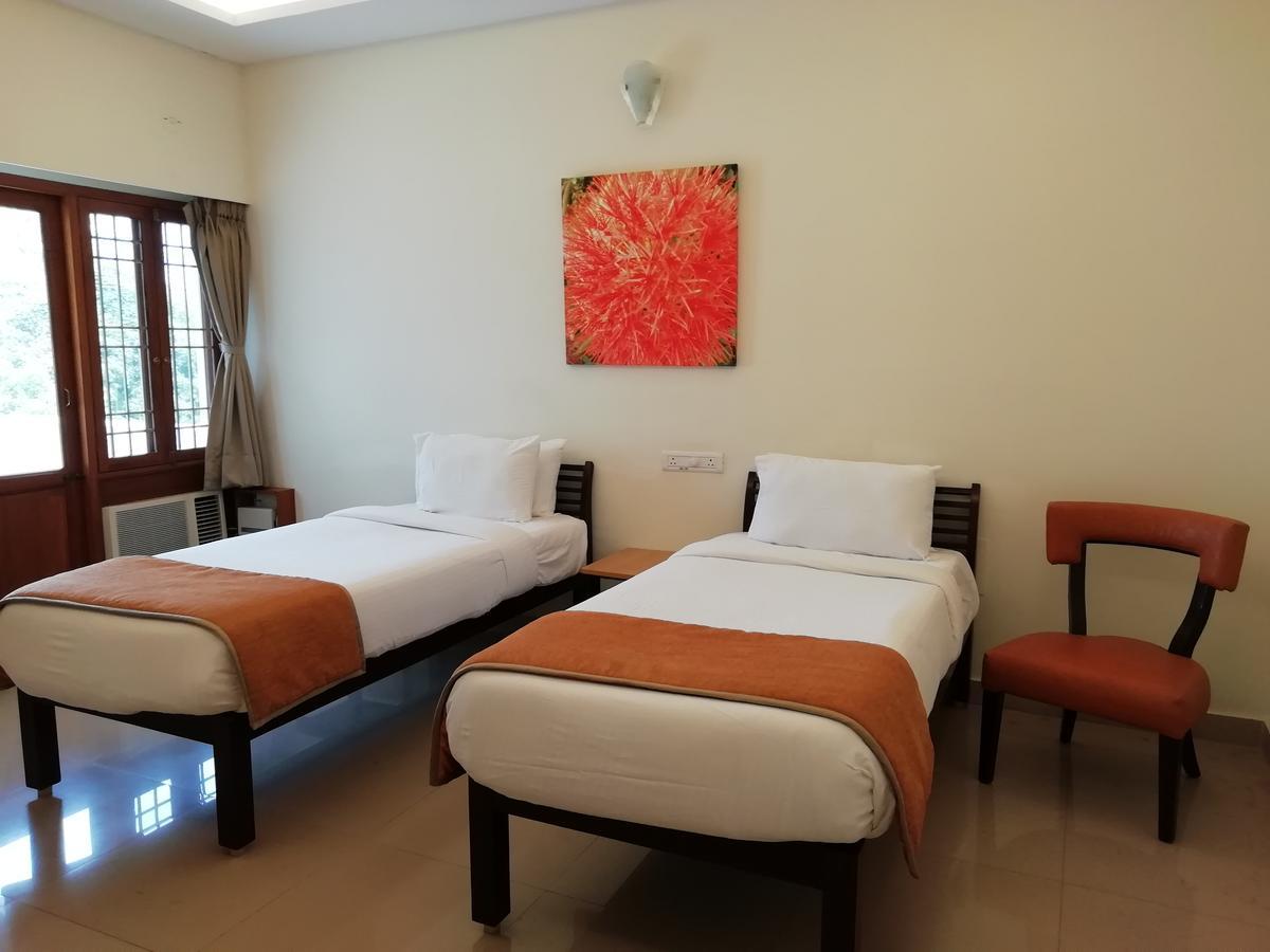 Hotel La Grace Integral Retreat Puducherry Zewnętrze zdjęcie